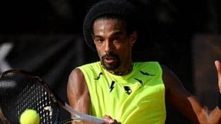  逆転で3年ぶりの全仏本戦に王手 