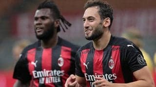 チャノハノール＆コロンボ弾で打ち合いを制したミランがプレーオフ進出を決める！《EL予選》