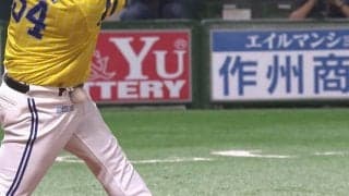 鷹デスパイネの“悶絶”自打球映像にファン心配「これは痛い」「デスパ痛イネ」