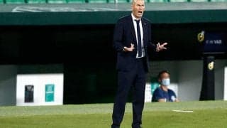 ジダン監督、逆転で今季初勝利も先を見据える 「改善しなければ」