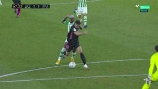 ベティス監督が判定に不満「マドリー、VAR、レッドカードの全てを...」