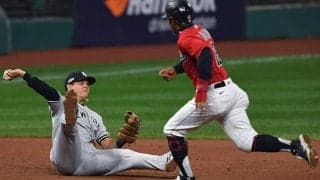 【MLB WCシリーズ】「ただただワオ！」ヤンキース救った“尻もち送球”からの併殺にメジャー選手も絶賛