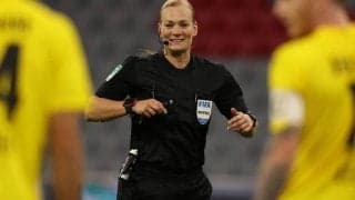 女性審判員の先駆け、シュタインハウスさんがDFLスーパーカップを最後に12年の審判生活に幕