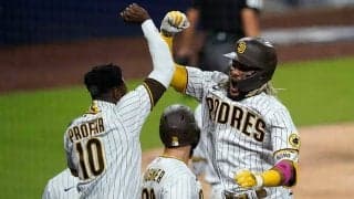 【MLB WCシリーズ】パドレス、乱打戦制し逆王手！　タティスJr.が1試合2発など5発15安打11得点