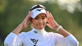 21歳原英莉花、7バーディーで首位独走！　同世代・小祝に4打差でメジャー初V王手