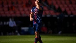 岡崎負傷交代のウエスカ、エルチェとの昇格組対決はゴールレスドローで未勝利続く《ラ・リーガ》