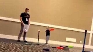 【MLB】「ミサイルのような打球」　ブ軍フリーマン4歳息子の豪快打撃にファン衝撃「契約を」