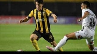 \"ウルグアイの至宝\"18歳のFWペリストリ  マンUに加入が決定