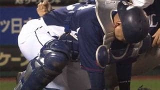 「ダイレクトヒットは痛い…」西武森友哉、ファウル下半身直撃＆悶絶にファン心配