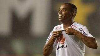 元ブラジル代表FWロビーニョ、4度目のサントス復帰 「ここは常に僕の家」