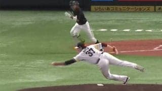 「ムーア1位でしょ」“横っ飛び素手キャッチ”の鷹助っ人左腕に驚愕＆反響