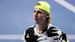 スポーツ心理学者のメンタルトレーニングを受けるシャポバロフ