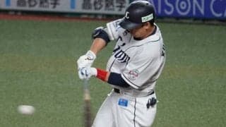西武、薄氷の勝利に辻監督「ドキドキしました！」　決勝二塁打の栗山に最敬礼