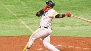 鷹、チーム打率リーグ4位で勝てる訳　専門家が分析した「効率のいい一発」とは？