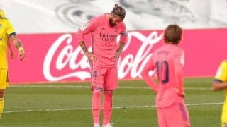 前半で交代のレアルDFセルヒオ・ラモスが負傷か？クラシコに向けた予防措置とも