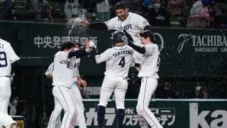 西武が高橋朋引退発表の日に奇跡のサヨナラ勝ち　辻監督「昨年もミラクル起きた」