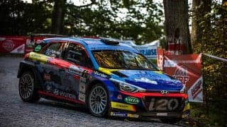 ヒュンダイのWRC2ドライバー、ヤリ・フッツネンがポーランドタイトルを獲得