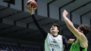 後半だけで52得点をマークした滋賀レイクスターズ、レバンガ北海道との接戦を制す