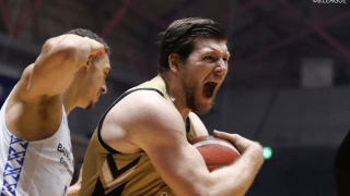 琉球ゴールデンキングスが7連勝、今村佳太とクーリーが連続得点をマークし逆転勝利に貢献