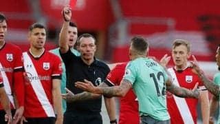 ファン・ダイクへのプレーが影響? アンチェロッティ監督がディーニュの退場に言及「ジョークだろ」