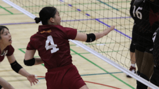 取り戻した「繋ぎ」のバレー！攻守がかみ合い敬愛大にストレート勝ち