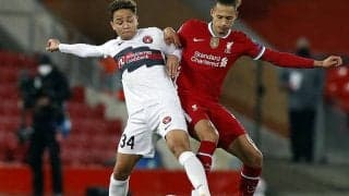 癖が強い!　ミッティラン交代選手のユニの着方が話題に