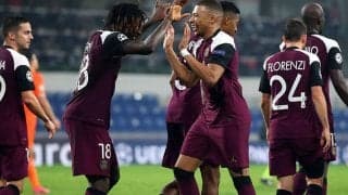 ムバッペのお膳立てからケアンが2ゴール!　ネイマール負傷交代もPSGが今季GS初勝利!《CL》