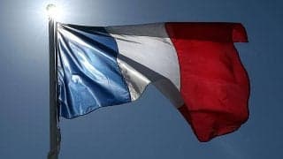 フランスに再びコロナの魔の手…カップ戦と4部以下リーグが活動停止に