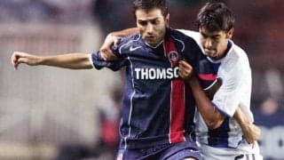 ポルトガルの名ストライカー・パウレタ氏がPSG時代に見せたポスト直撃の狡猾FK【ビューティフル・フリーキック】