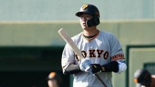 お立ち台でも前代未聞の“サイレントトリートメント”　プロ1号の巨人岸田が大慌て