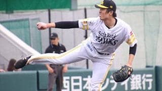 鷹16年ドラ1田中正義が自己最速156キロマーク！　退団する内川のラストマッチで存在感