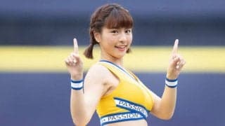 人気の台湾チア・チュンチュンが美人“同僚”2Sで復帰報告　可愛い髪型にファン感激