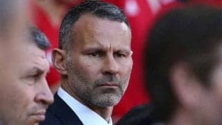 ウェールズ代表の監督ギグス 恋人への暴行容疑で逮捕