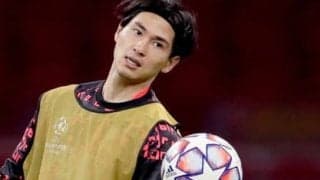 南野拓実、序列低下。ライバル覚醒で挽回のカギは「MF」のような動き