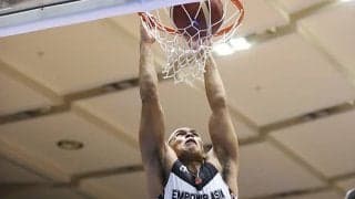 三遠ネオフェニックスがサーディ・ラベナのBリーグデビューを勝利で飾る…「勝ち切れてよかったです」