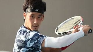  杉田祐一、完敗で姿消す 