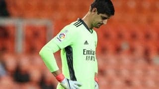 4失点大敗のクルトワ、PK判定に不満「マキシが叫ぶからPKになった」