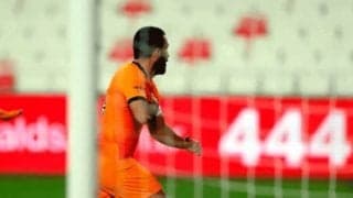 アルダ・トゥラン 公式戦で1,000日ぶりにゴール