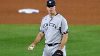 【MLB】縫い目も見える“魔球”に米驚愕　ヤ軍捕手のナックルが「野手の最優秀投球」