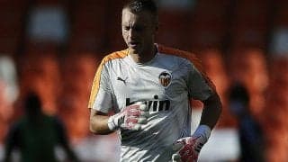 バレンシア、オランダ代表GKシレッセンが右足手術…3～4カ月の離脱へ