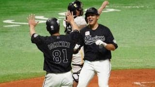 ロッテ、安田の2ランで先制！　千賀のフォーク打ち笑顔が弾ける