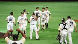 満塁で無得点、バント失敗…元コーチが解説するミス連発のソフトバンクが勝てた理由