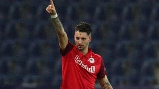 「戦略は変わらない」ビッグクラブ注目のショボスライ、代理人が移籍のプランを明かす