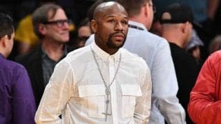 メイウェザー、店員に100万円“超高額チップ”支払い　英紙「店員が手術受けるため」