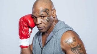 タイソンの「首ヤバイ」　20歳＆54歳の肉体ビフォーアフターに大反響「尋常じゃない」