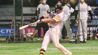 鷹・中村晃、CS＆日本SのダブルMVPある？　シート打撃で一発「良い感覚のまま」