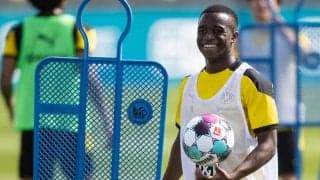 ドルトムントの新星FWムココ、15歳ですでに年俸4300万円？ ついにプロ契約へ