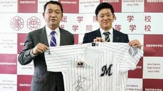 ロッテ1位の鈴木が母校・常総学院に凱旋報告　恩師が思い出した「取らせた責任」