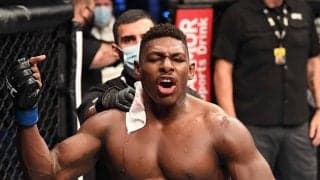 片足立ちから“360度回転蹴り”　UFC失神KOに米再熱狂「粉砕だ」「決して見飽きない」