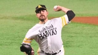 鷹ムーアが7回まで無安打投球　日本シリーズでのノーヒットノーランなら史上初